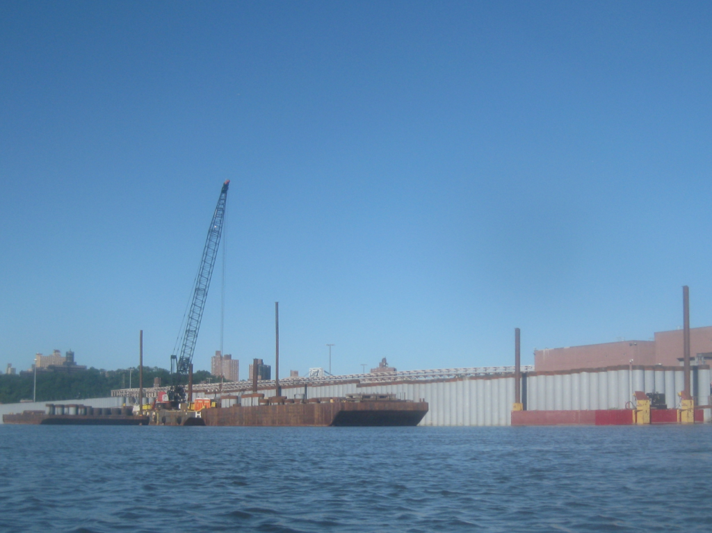 Barge at 207th Street.